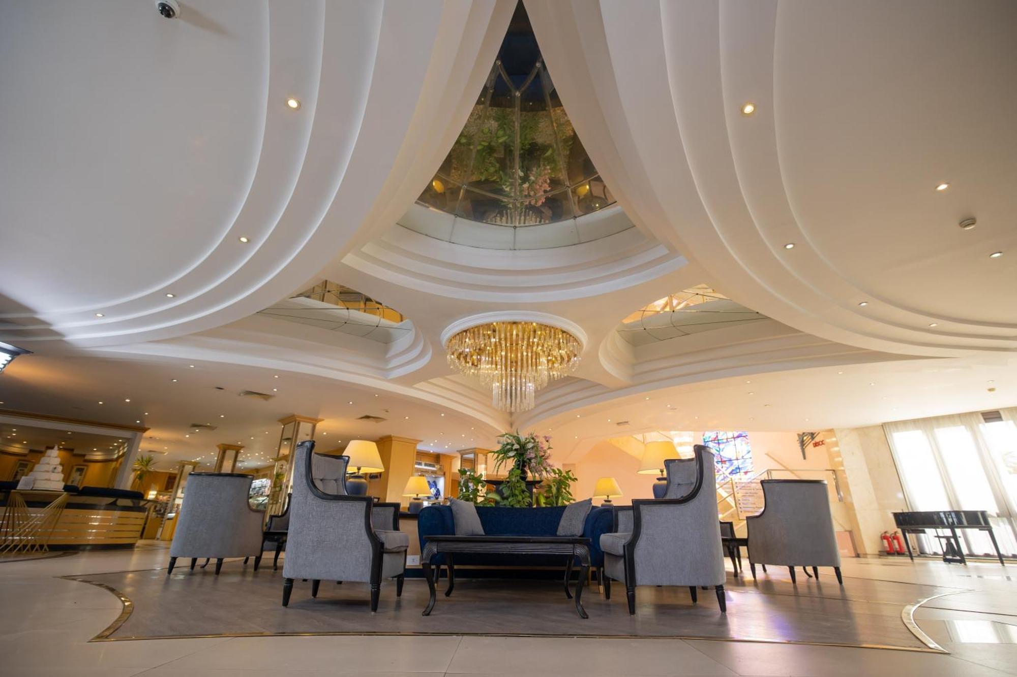 Hotel Le Passage & Casino 5*